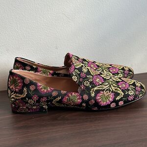 Lewit Gabriella Floral Embroidered Slip-on Loafers Sz 38.5
